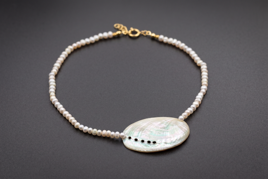 LUNA Choker